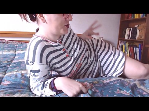 ❤️ Huelt dëse grousse schwaarze Hunn an Ärem Mond klenge Sklave Sexvideo bei eis ❌❤