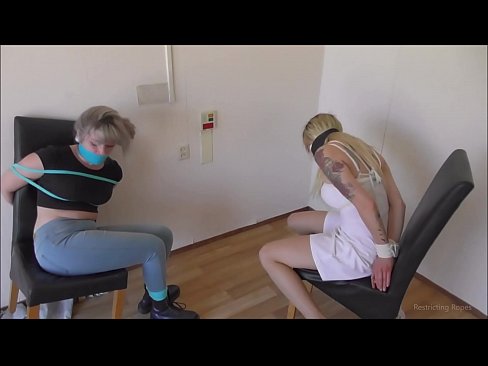 ❤️ Süchteg / gebonnen a geknallt / Dame an Nout Sexvideo bei eis ❌❤